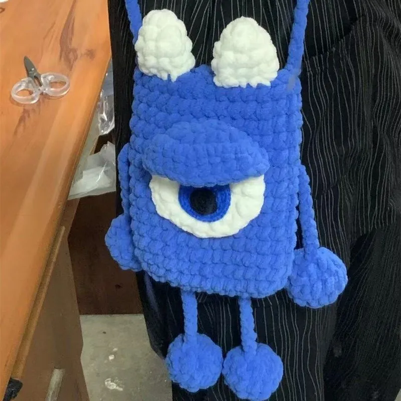 Cute Single-Eyed Creature Phone Pouch Chunky Yarn Crochet DIY Kit | All Tools Included, 5 Colors Available, With Video Tutorial product detail 2